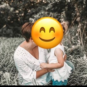 White linen v-neck tunic